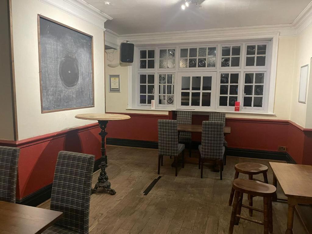 The Cranley Hotel Cranleigh Esterno foto