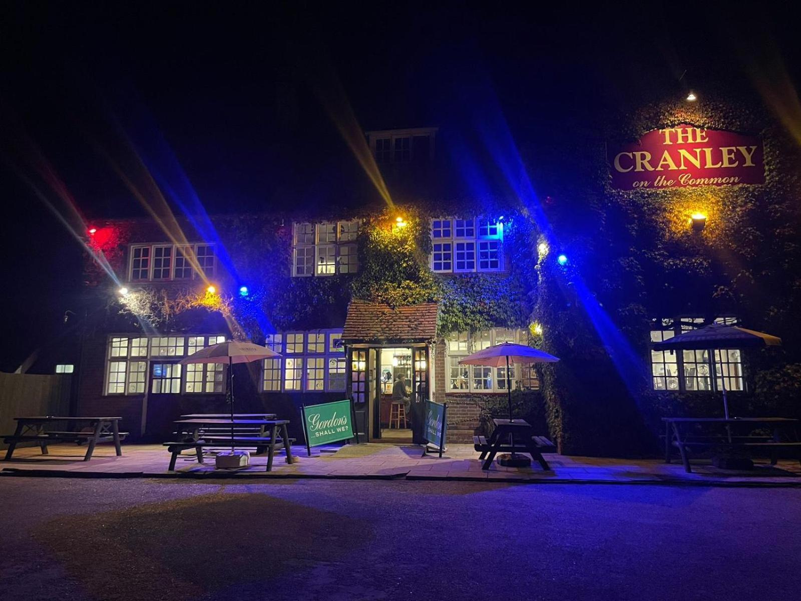 The Cranley Hotel Cranleigh Esterno foto