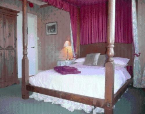 The Cranley Hotel Cranleigh Esterno foto